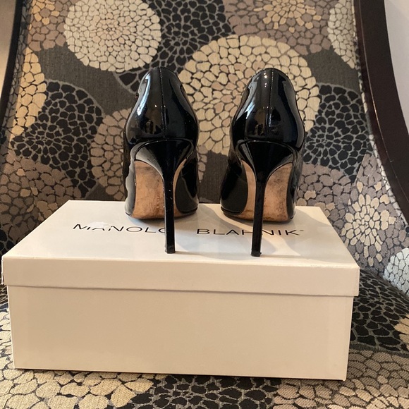 Patent Leather black Manolo Blahnik - Picture 3 of 4